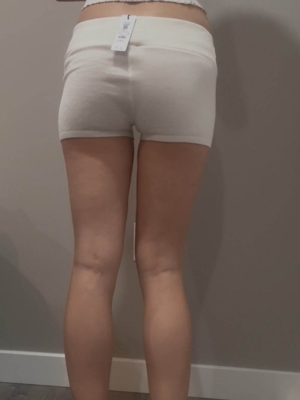 Garage Cream Ribbed High-Waist Shorts - Picture 4 of 7